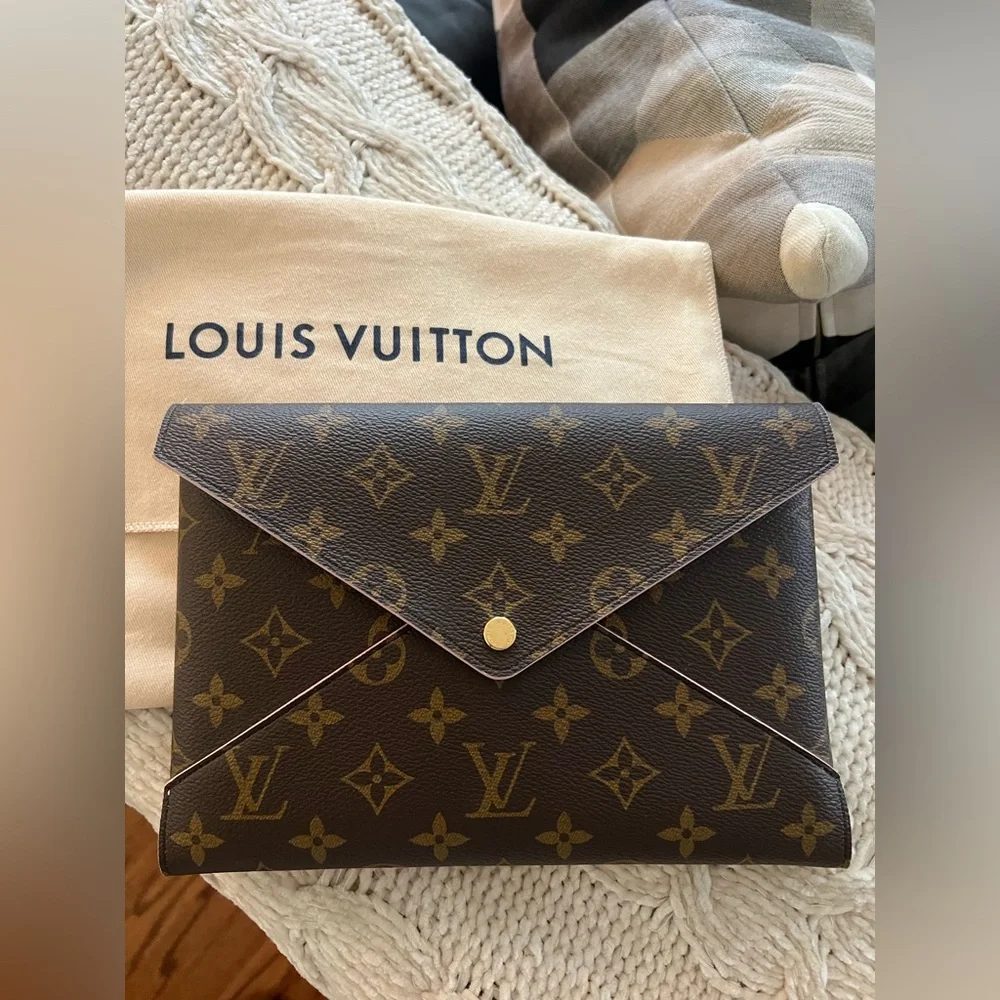 Louis Vuitton Monogram Kirigami Pochette💞✨